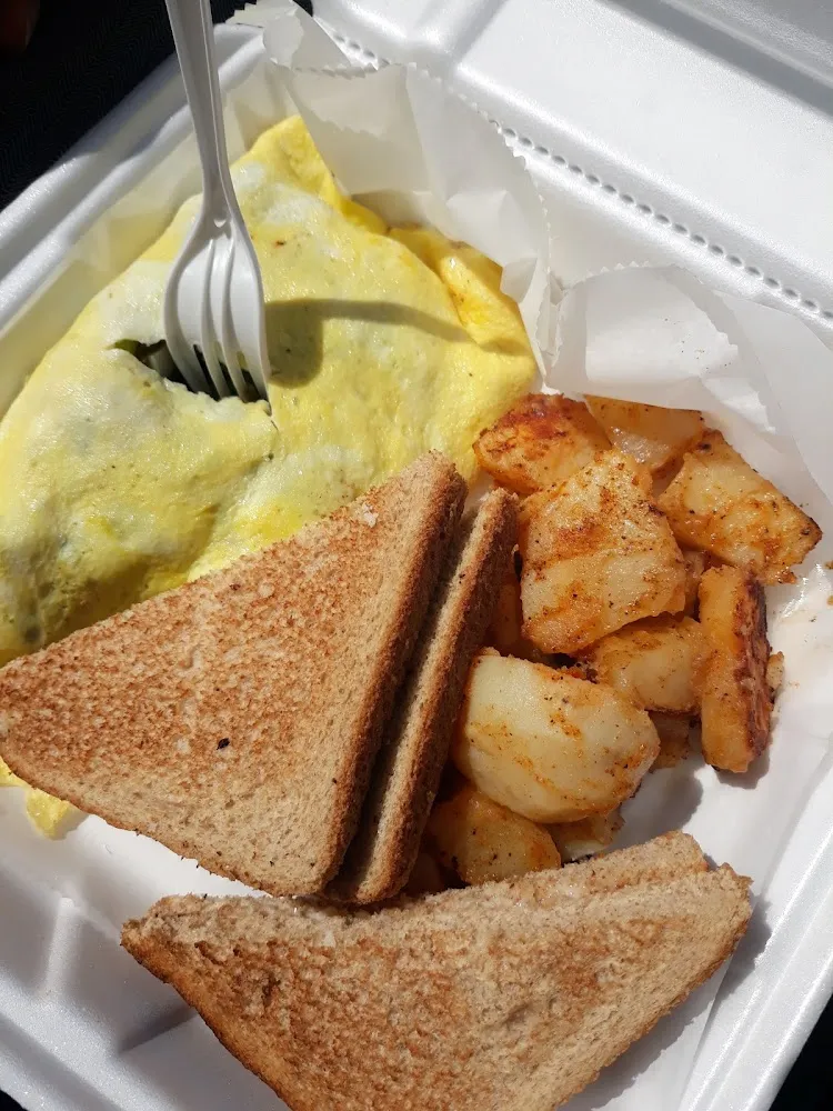 Veggie Omelet with Wheat Toast
